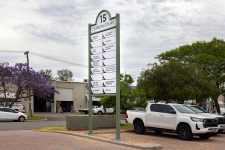 carbon-court-multi-tenant-pylon-directory-sign-perth